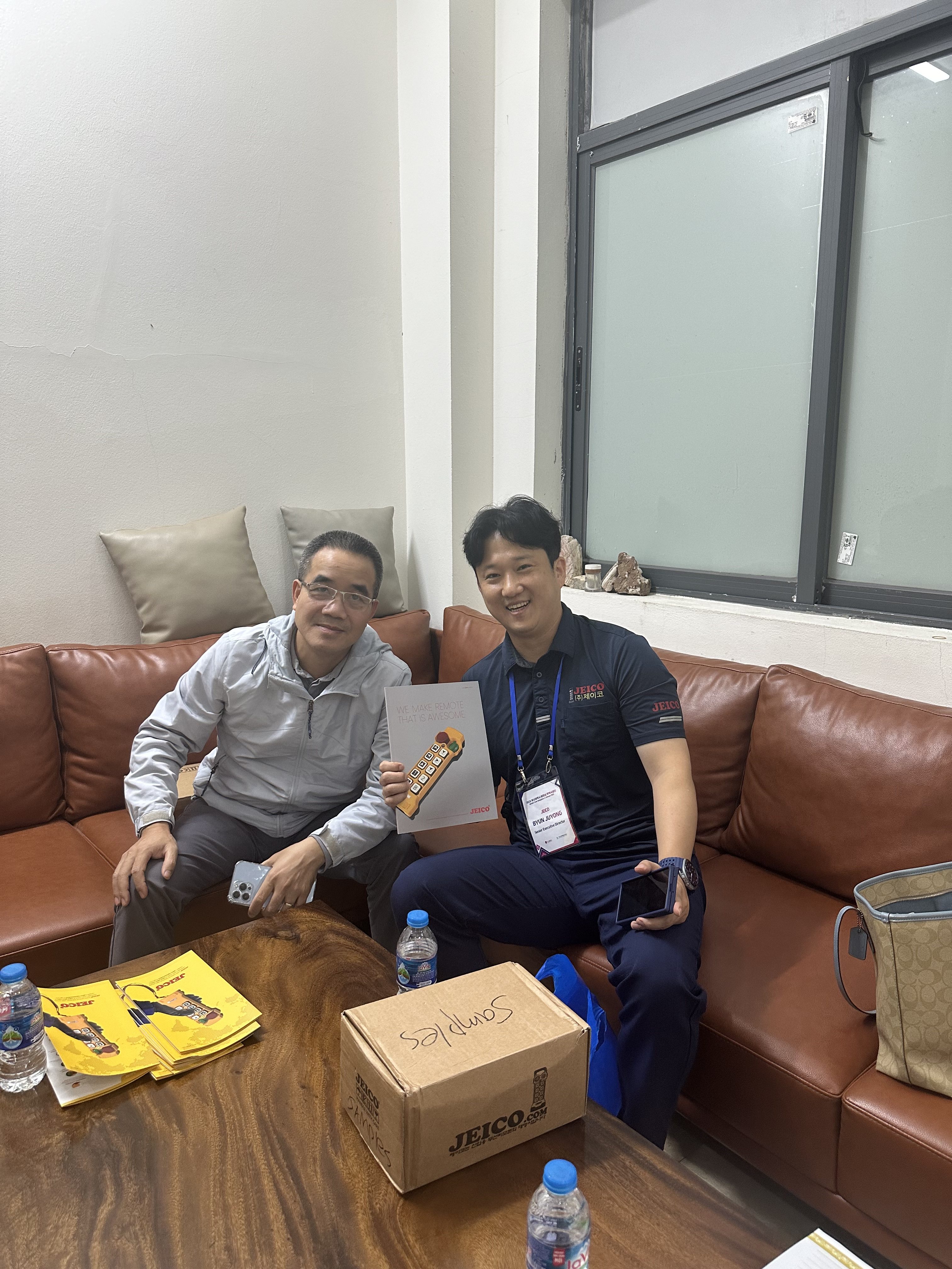 KakaoTalk_20251124_165458501_04.jpg